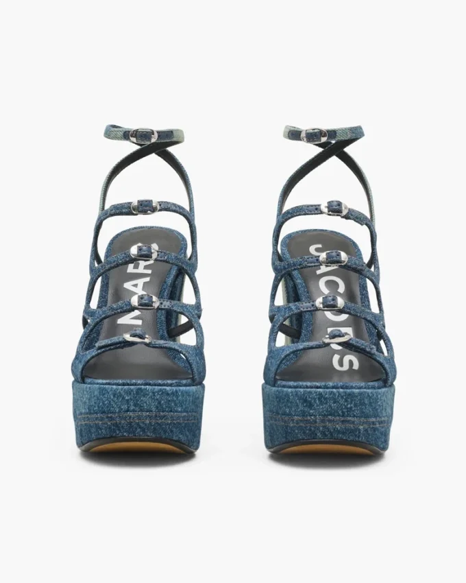 Den dekonstruerade denim Kiki-plattformsandalen Den dekonstruerade denim Kiki-plattformsandalen