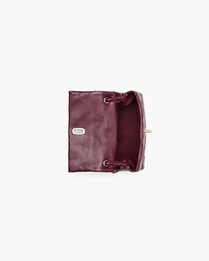 Den quiltade Mini Dual-axelväskan Den quiltade Mini Dual-axelväskan