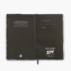 Derrick Adams x Moleskine x Marc Jacobs anteckningsbok Derrick Adams x Moleskine x Marc Jacobs anteckningsbok