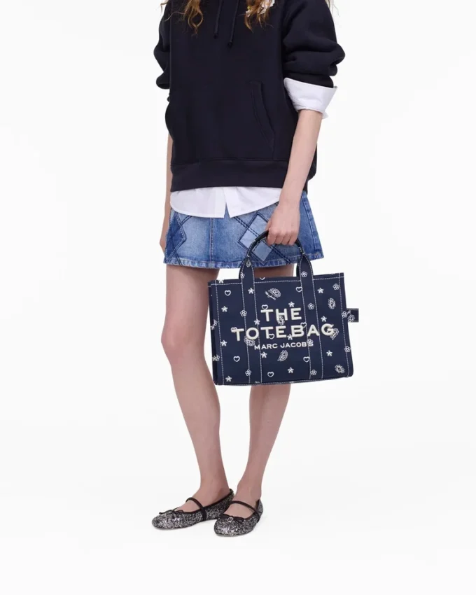 Medium Tote Bag in bandana-canvas Medium Tote Bag in bandana-canvas