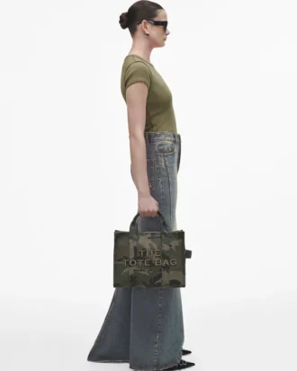Medium Tote Bag in camouflage jacquard