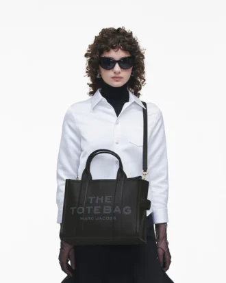 Medium Tote Bag in leather