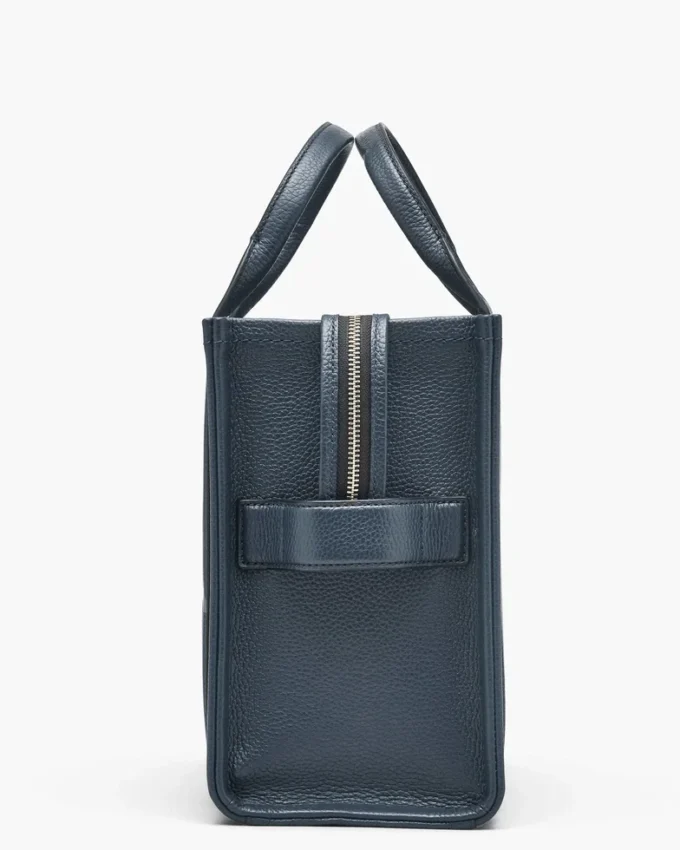 Medium Tote Bag in leather Medium Tote Bag in leather