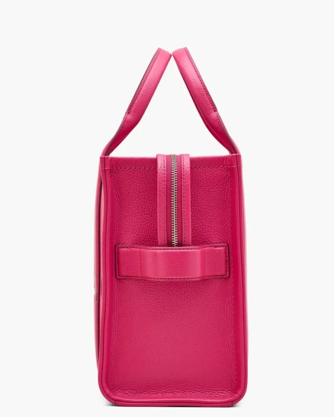 Medium Tote Bag in leather Medium Tote Bag in leather