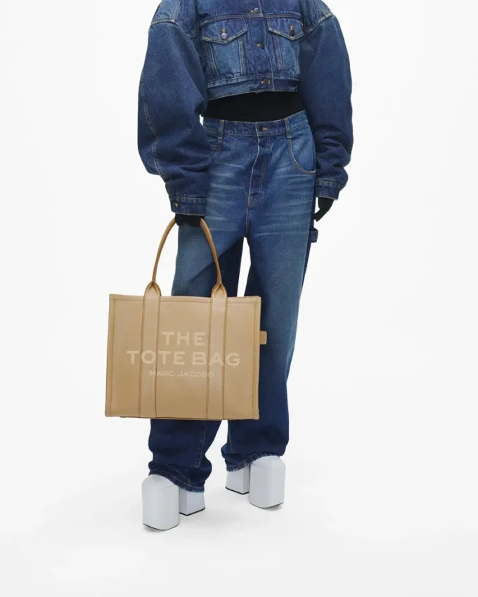 The large leather Tote Bag The large leather Tote Bag