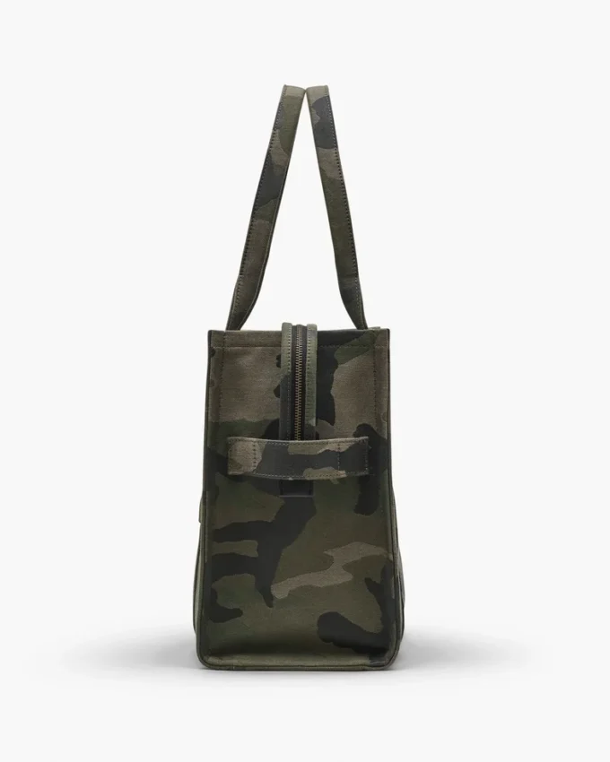 The large Tote Bag in camo jacquard The large Tote Bag in camo jacquard