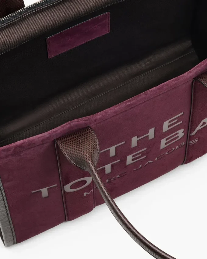 The large Tote Bag in mocka The large Tote Bag in mocka