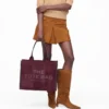 The large Tote Bag in mocka The large Tote Bag in mocka