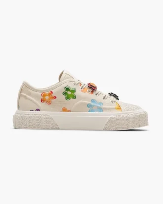 The Wild Daisy Canvas Sneaker The Wild Daisy Canvas Sneaker